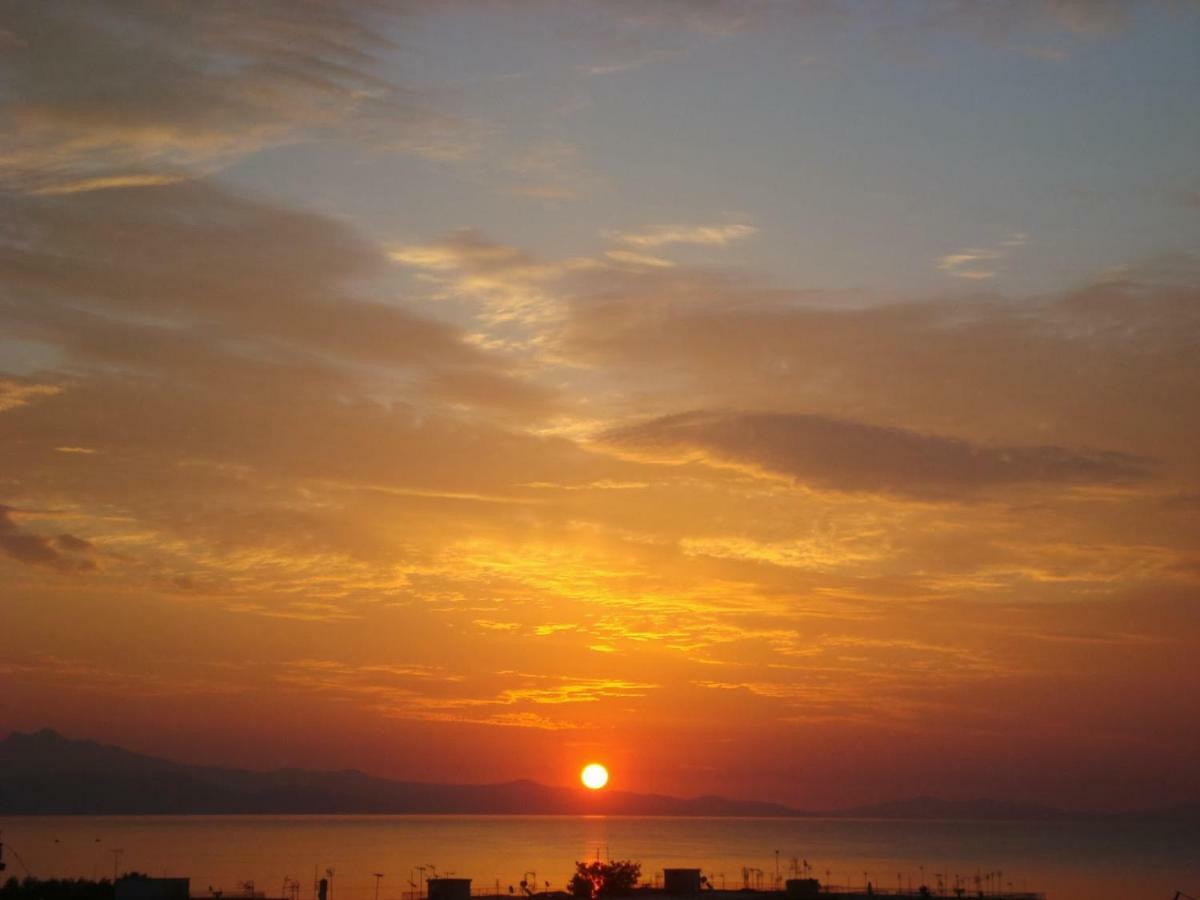 Smile House Near Athens Airport 300M From The Sea Villa Artemida  Luaran gambar